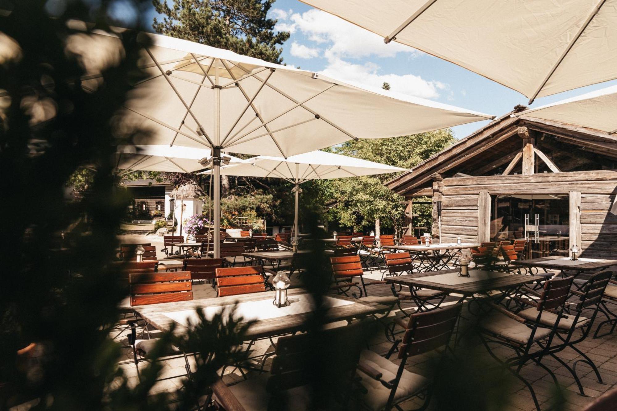 Naturel Hoteldorf Schoenleitn Latschach ober dem Faakersee Εξωτερικό φωτογραφία